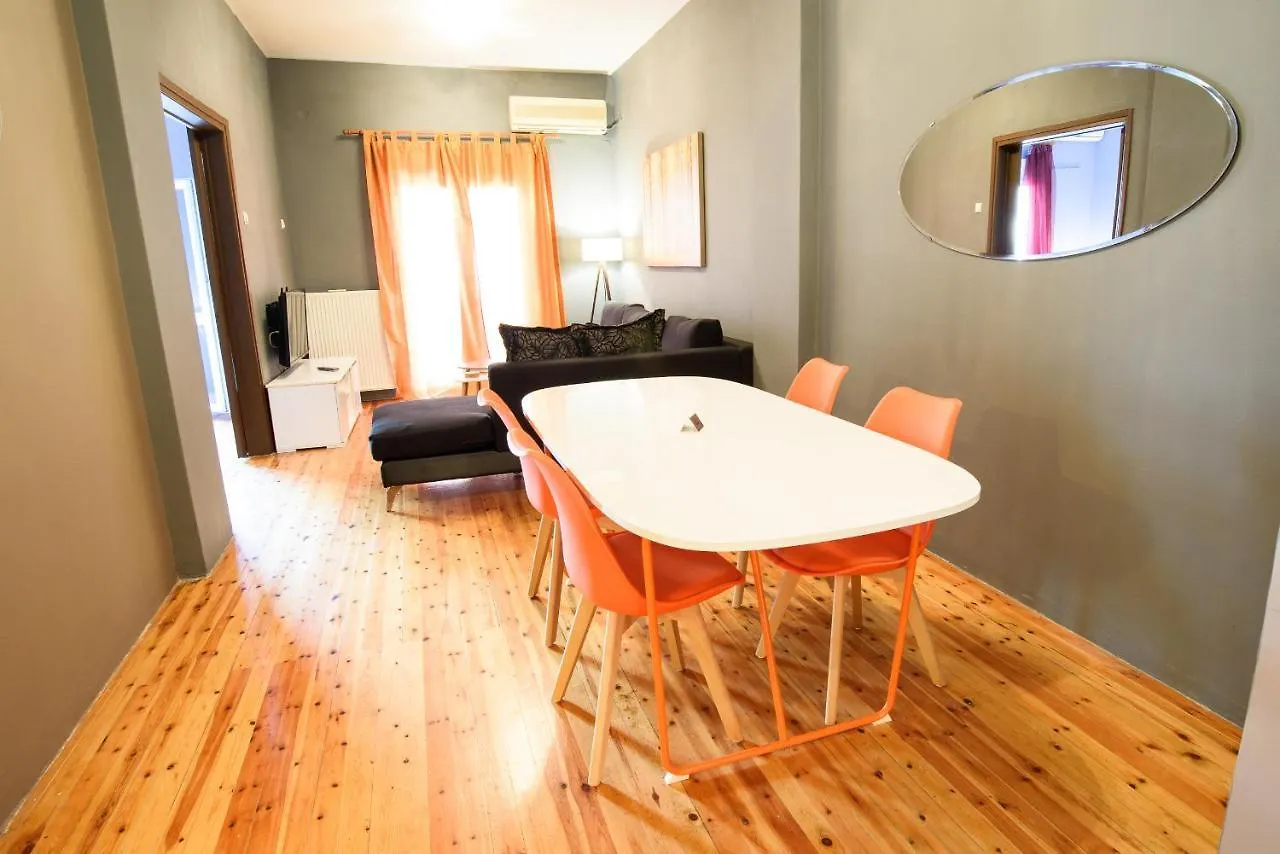 Salonika Downtown Spacious Apartment Салоники
